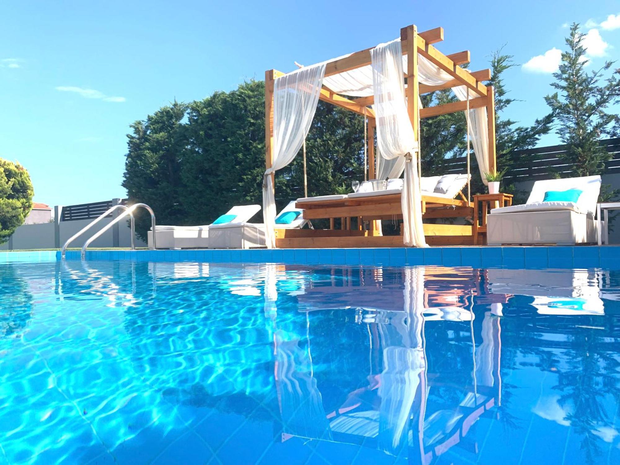 Muthee Luxurious Private * Laganas